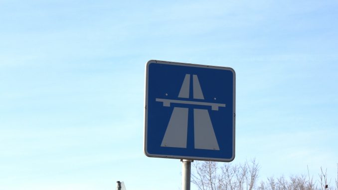 Autobahn Straße Verkehr Schild