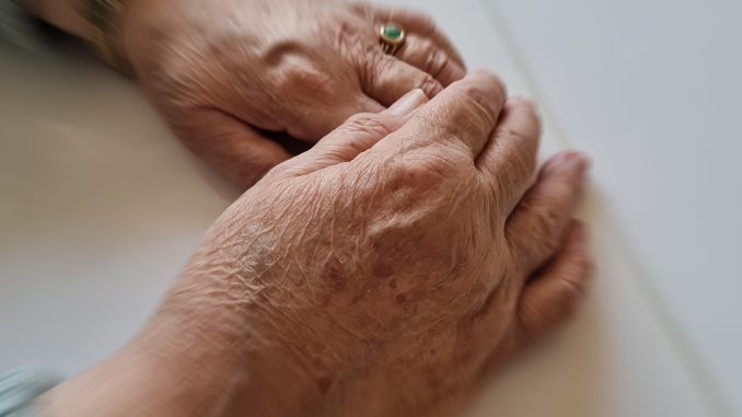 Senioren Alter Pflege Hände
