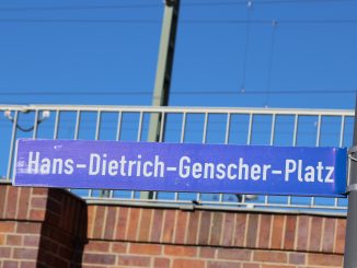 Hans-Dietrich-Genscher-Platz