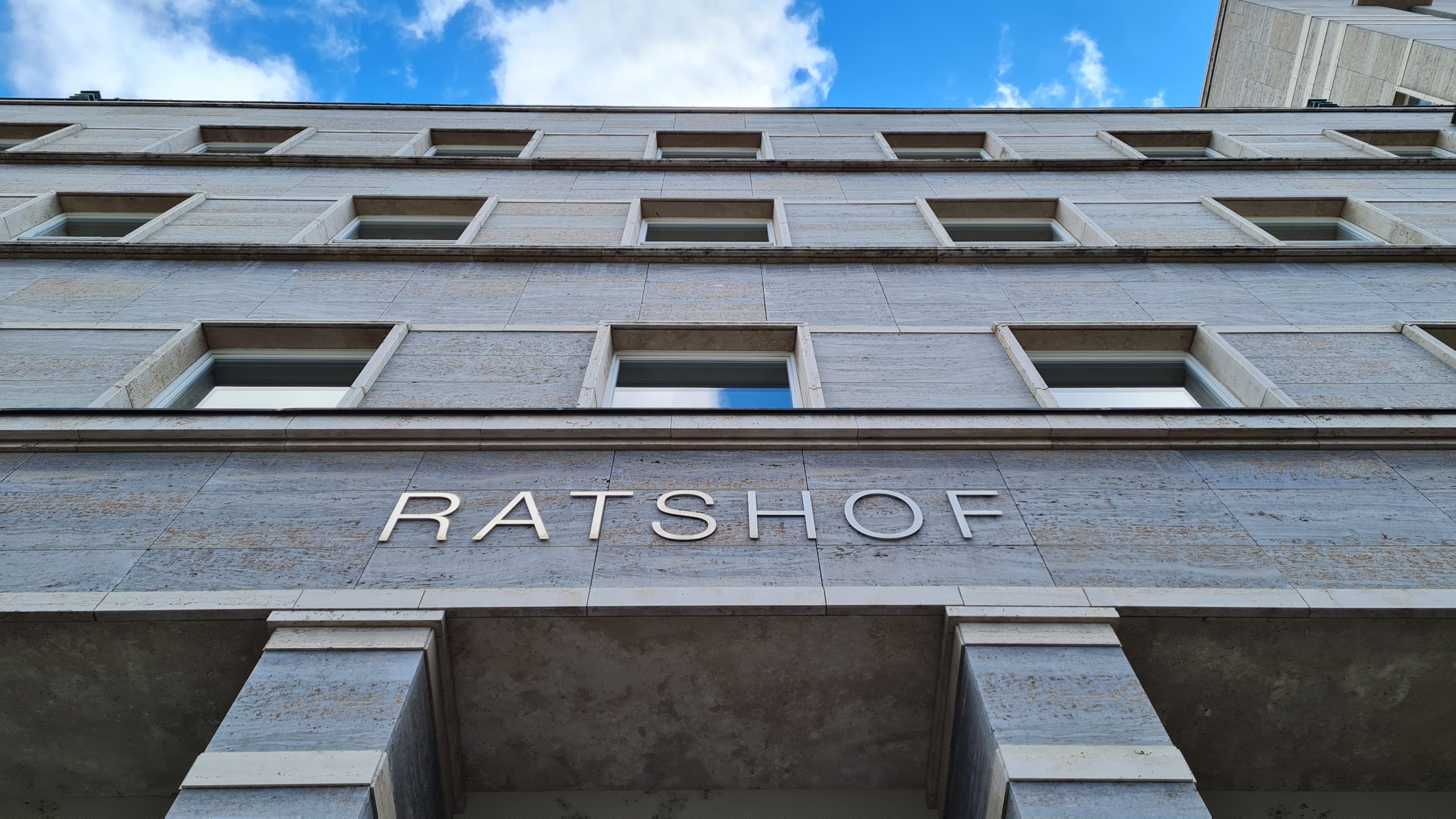 Stadt-nach-Netzausfall-wieder-erreichbar