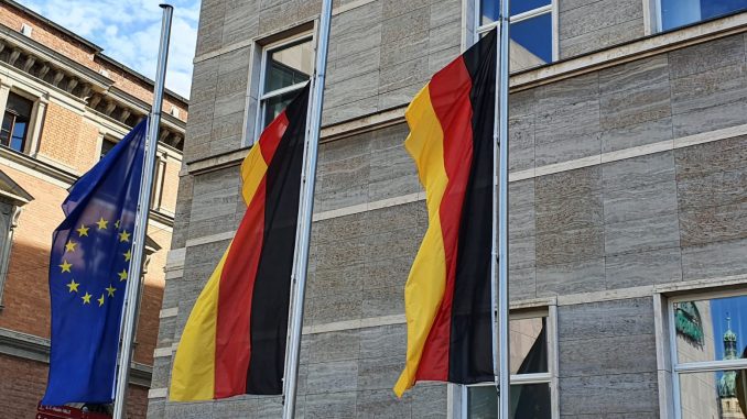 Trauerbeflaggung