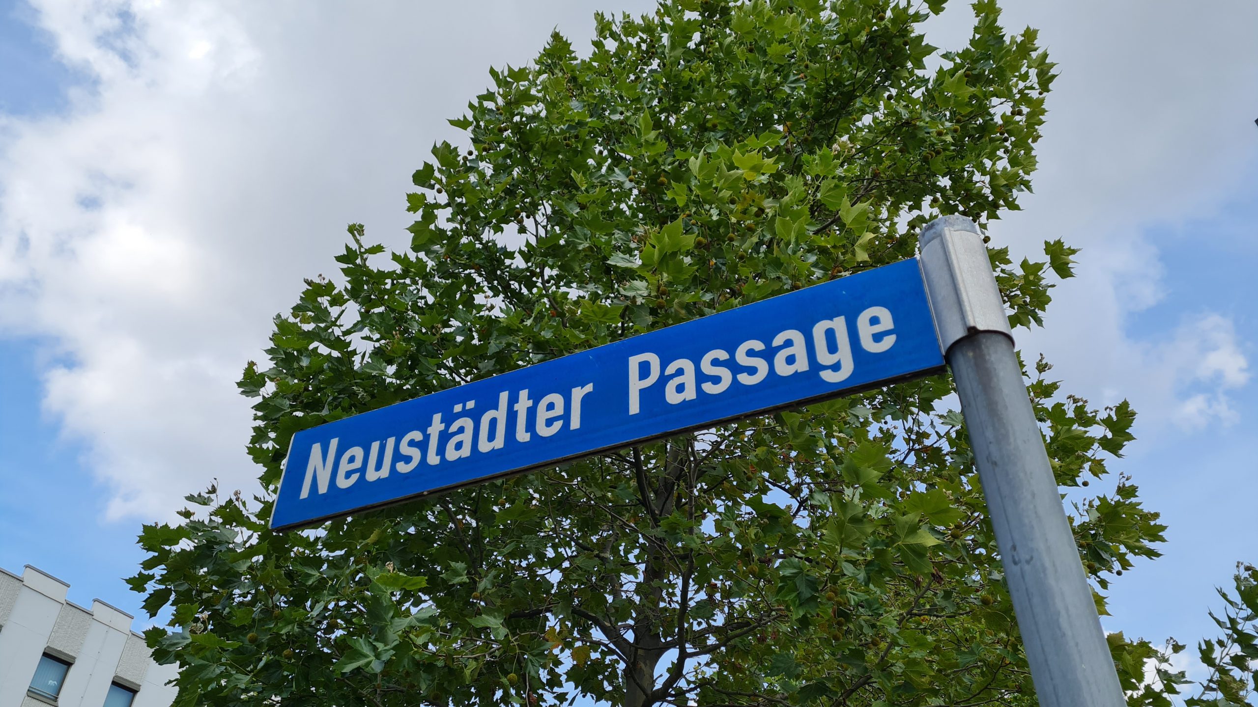 Stadt-veranstaltet-St-dtebauwerkstatt-zum-Stadtteilzentrum-Neustadt-