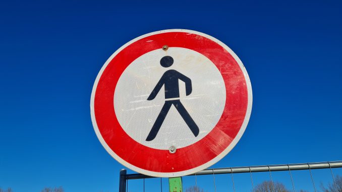 Fußgänger verboten