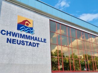 Schwimmhalle Neustadt