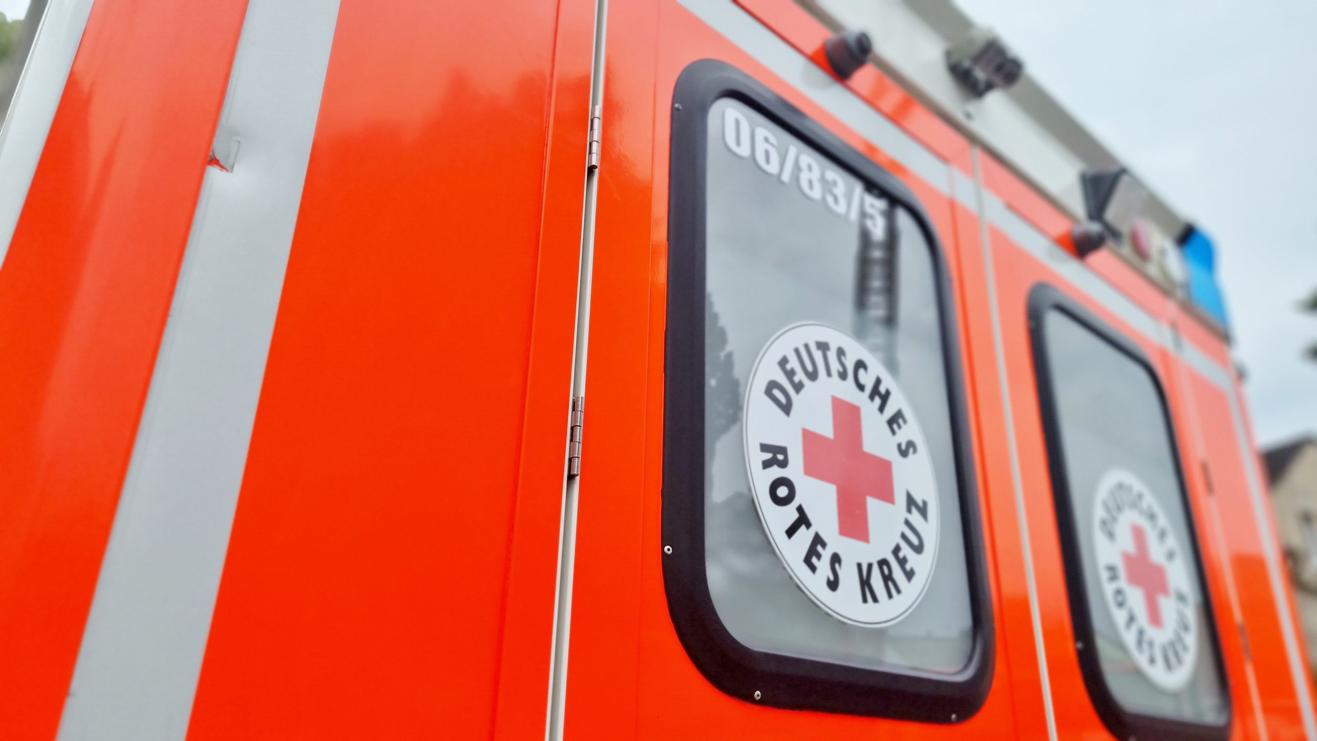 Fu-g-nger-schwer-verletzt