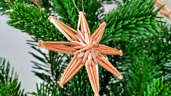 Strohstern Weihnachten