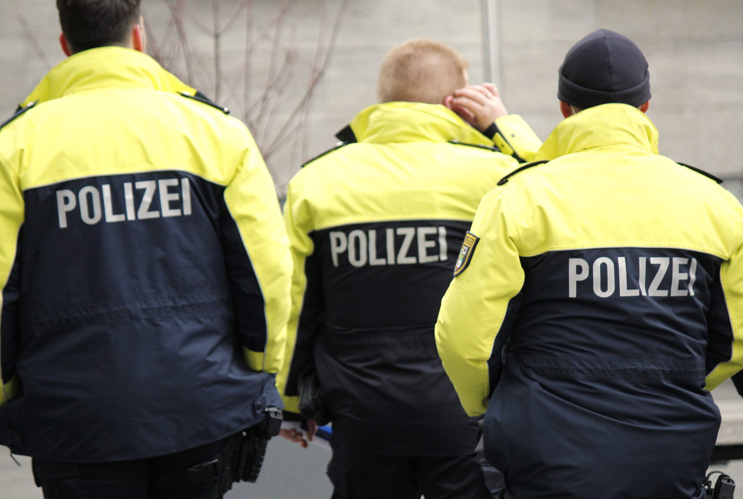 HllAnzeiger Polizeieinsatz in der Voßstraße