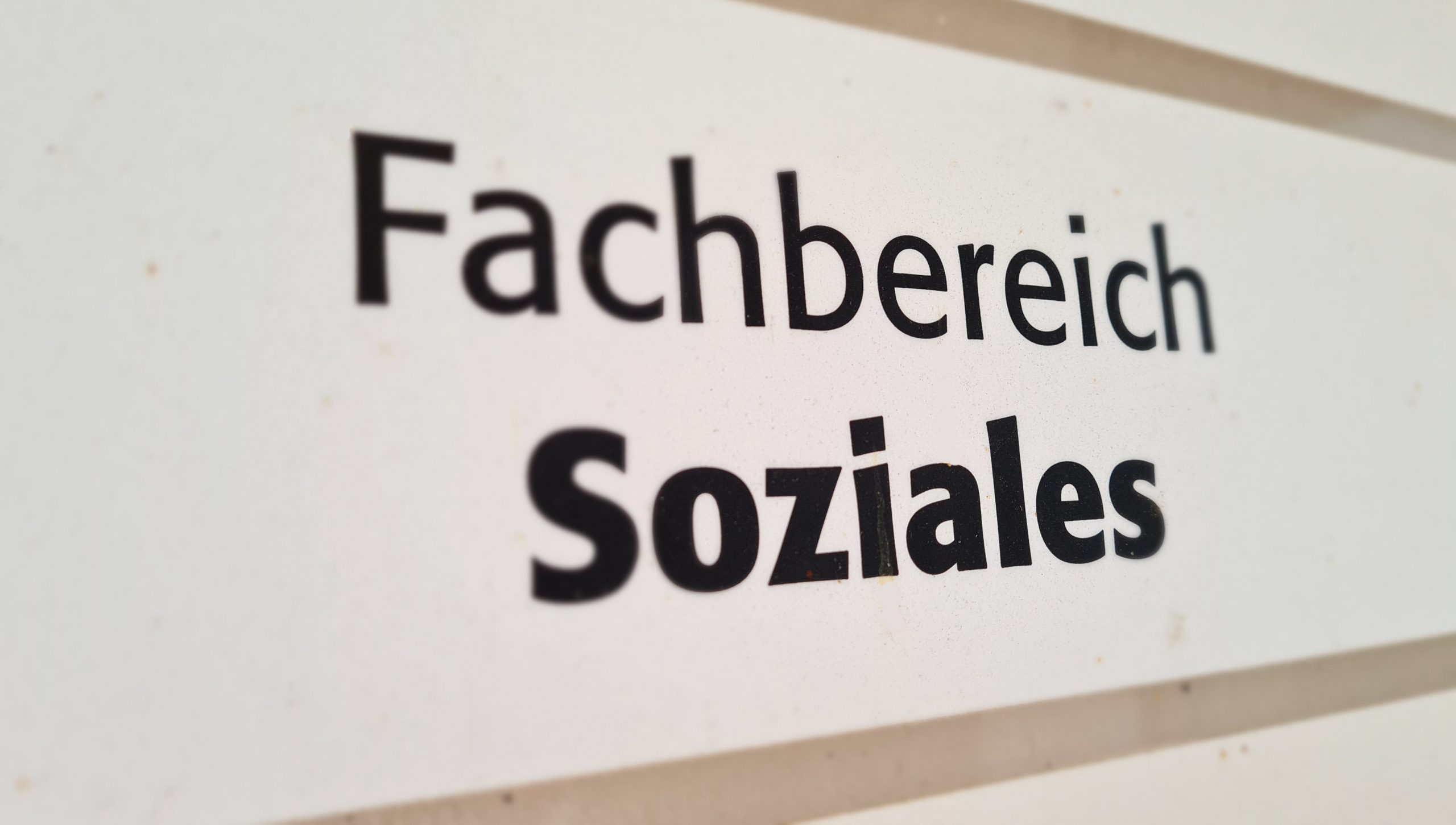 Fachbereich-Soziales-am-Standort-S-dpromenade-heute-telefonisch-nicht-erreichbar