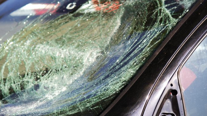 Unfall Auto Scheibe