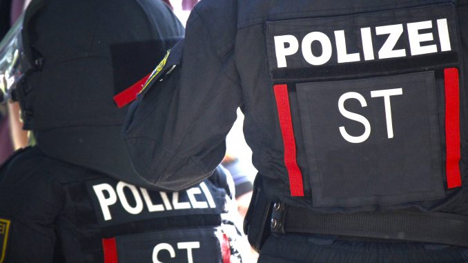 Polizei Einsatzkraft