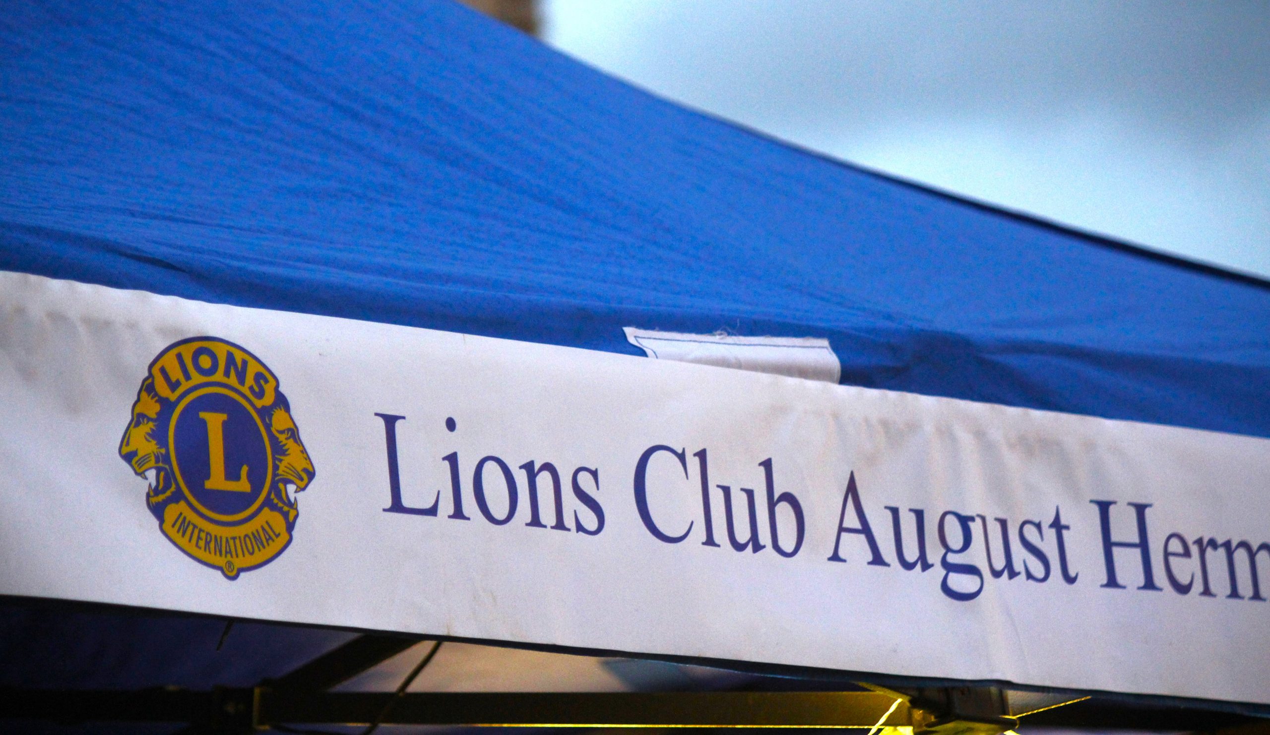 Spendenziel-des-Lions-Clubs-zum-diesj-hrigen-Lichterfest-erreicht