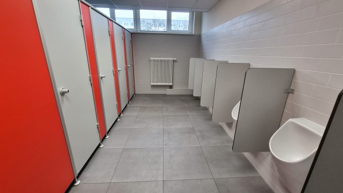 Toilette Schule