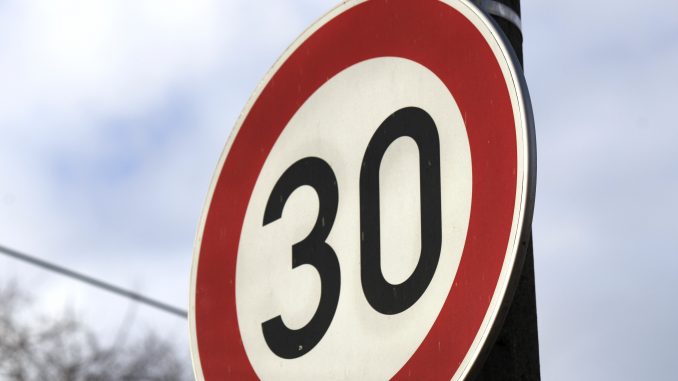 30 km/h