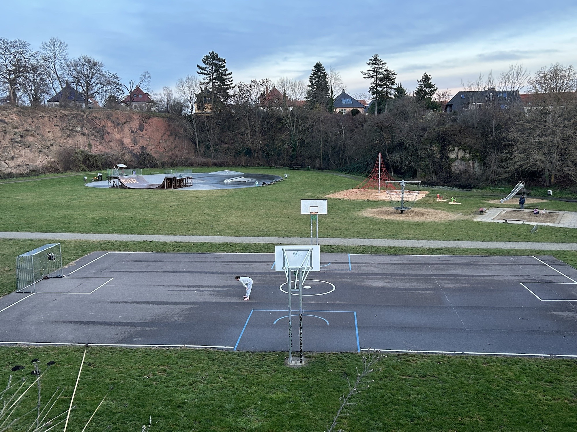 Stadt-wertet-Spielplatz-Kleiner-Galgenberg-auf