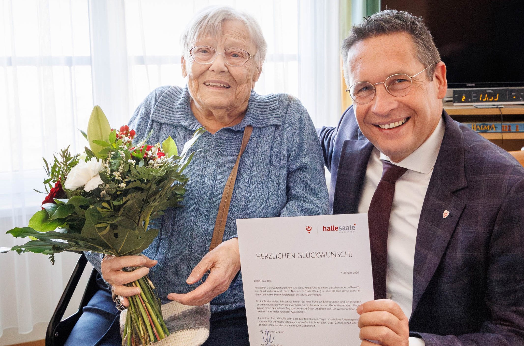 Oberb-rgermeister-gratuliert-ltester-Hallenserin-zum-105-Geburtstag