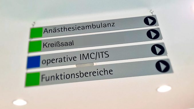 Beschilderung Krankenhaus Kreißsaal